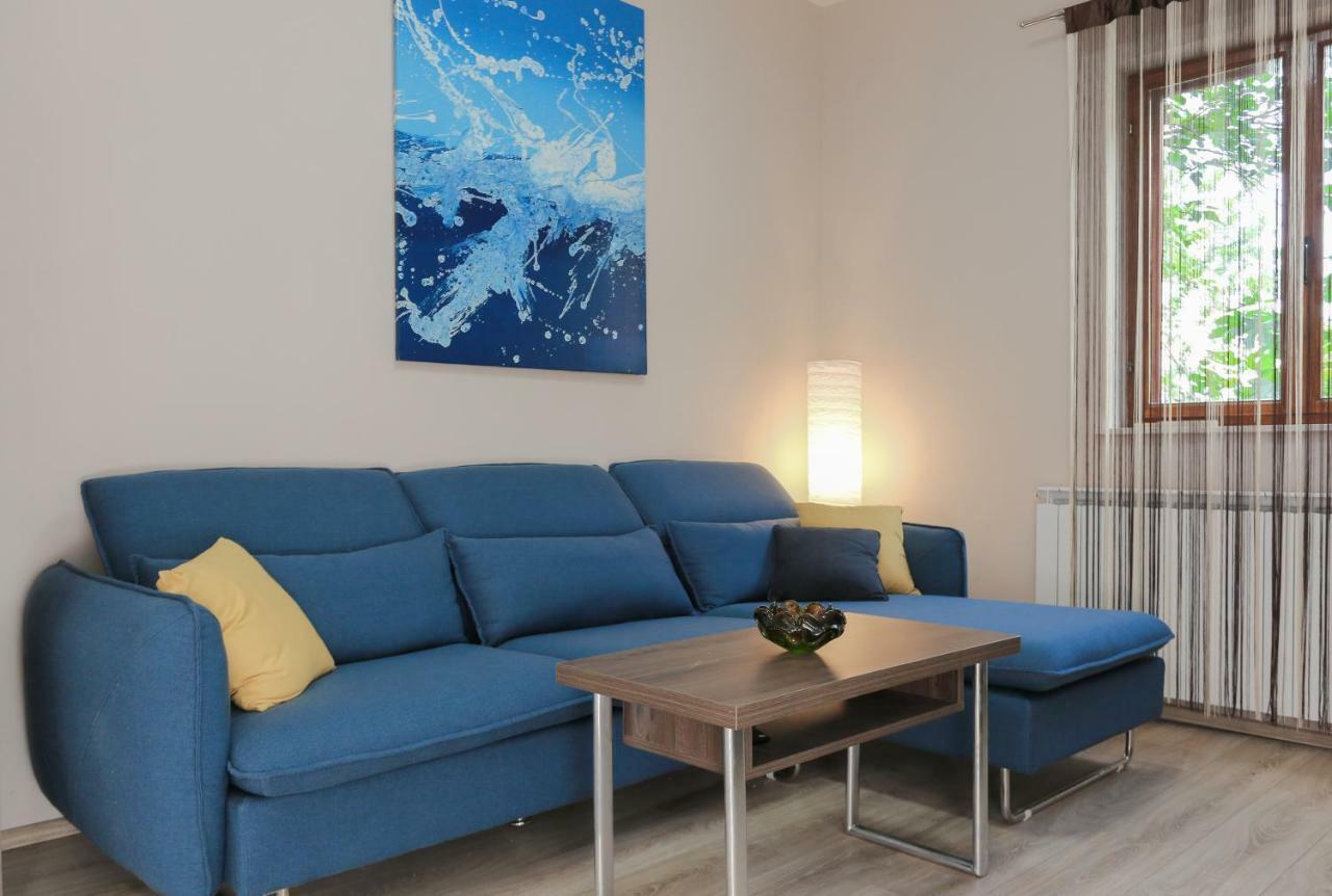 Keko Apartment Supetar Exterior photo